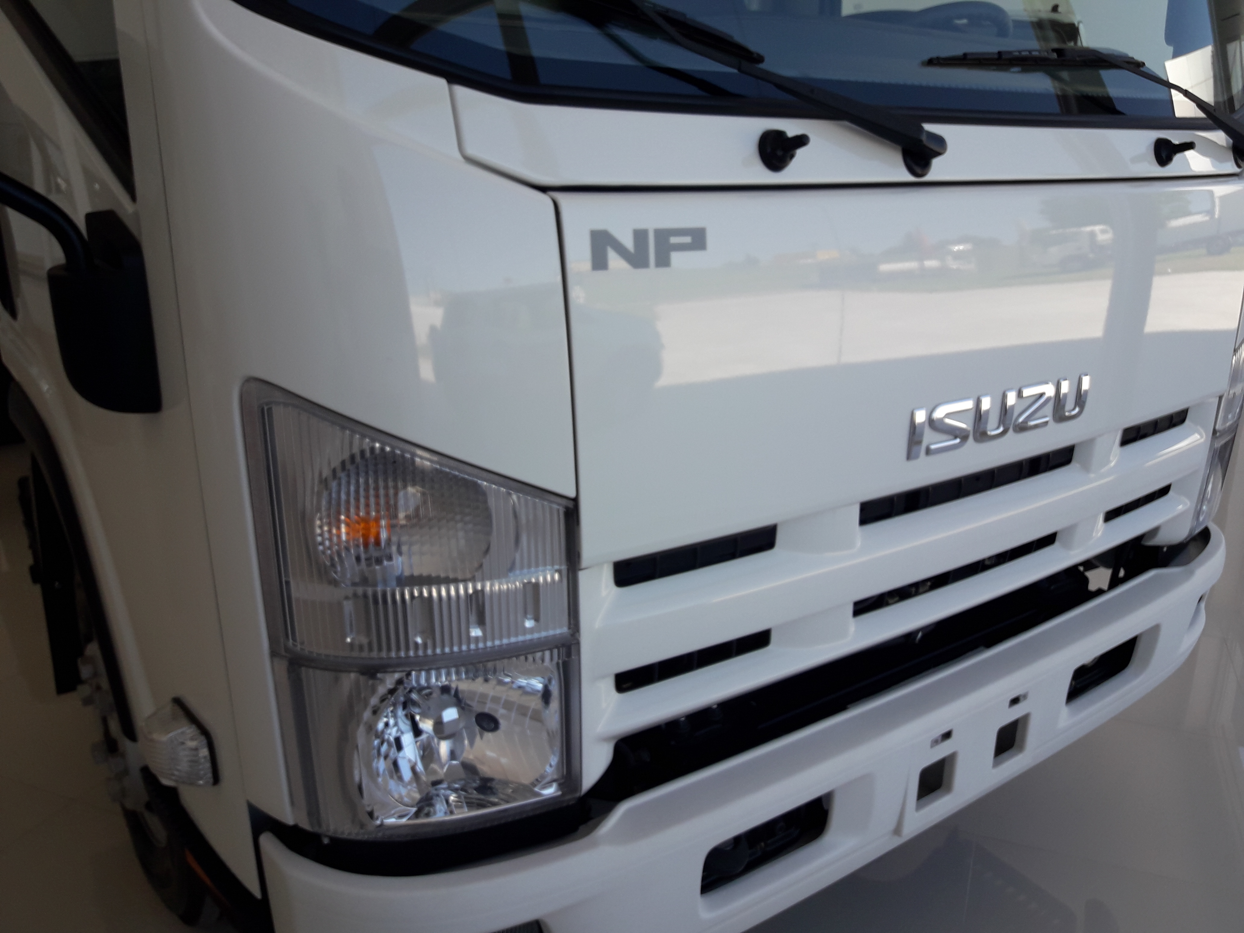 ISUZU NPR75 K AÑO 2018 0KM