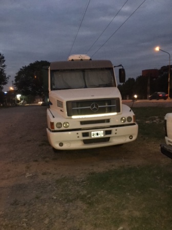 CAMIÓN MB 1634/45 – AÑO 2008 (TRACTOR) – ESTADO GENERAL MUY BUENO