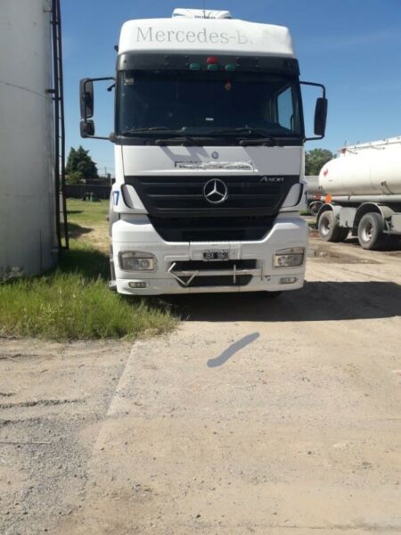 Mercedes Benz…20.35…año 2010…6×2…con eje Boero 1.700.000