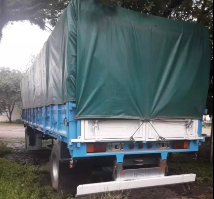 Acoplado.. Petinari 2009.. 450.000
