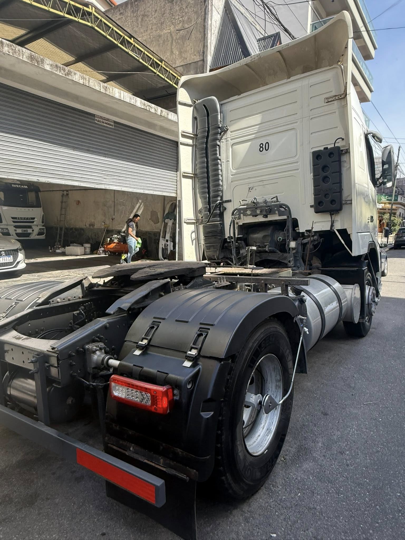 VOLVO FH 400 AÑO 2009 TRACTOR 4X2 SUSPENSION NEUMATICA